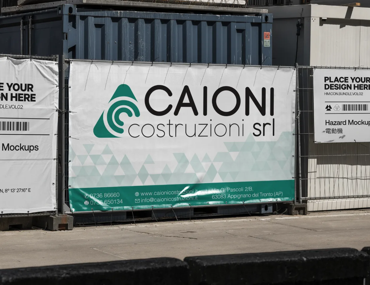 Telo da cantiere con il marchio Caioni Costruzioni